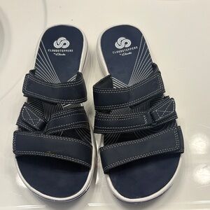 Navy Brinkley Coast Cloudsteppers by Clarks